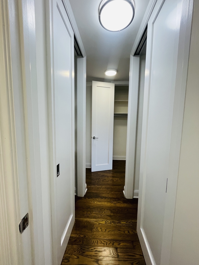 165 East 35th Street - Photo 7