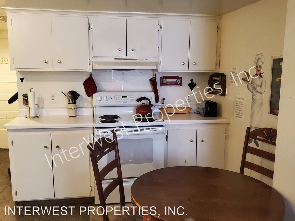 Anthony Apts 2257 Nw Hoyt St. - Photo 3