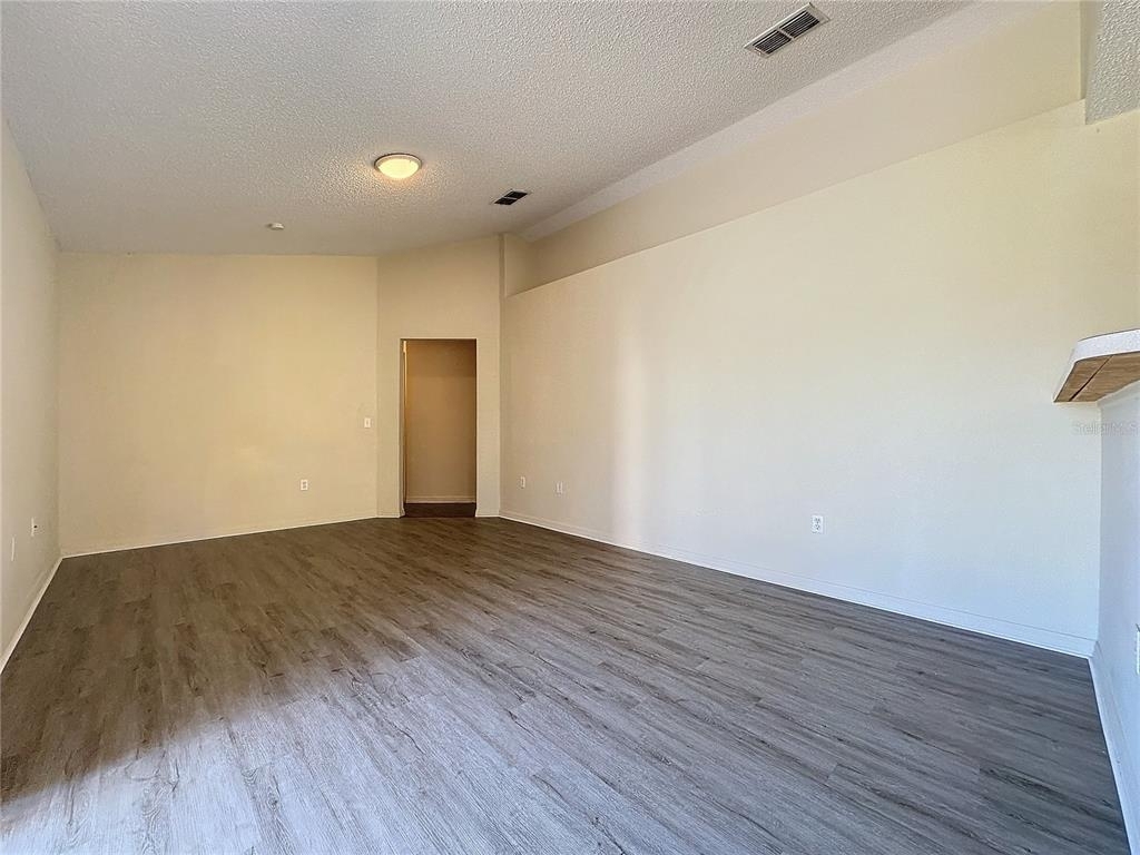 1019 Darlington Court - Photo 32