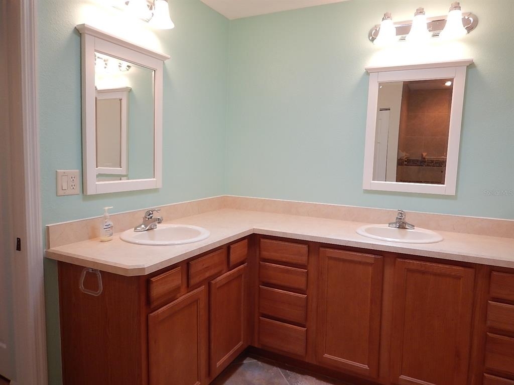 7933 Sw 83rd Place - Photo 24