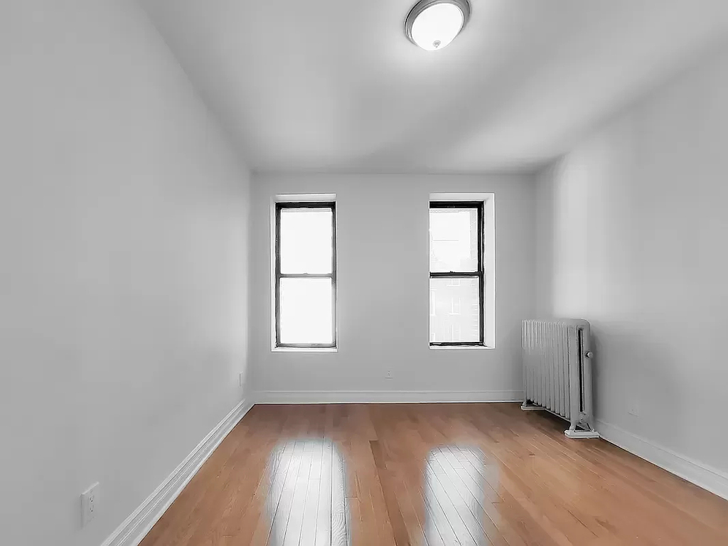 162 East 33rd Street - Photo 1