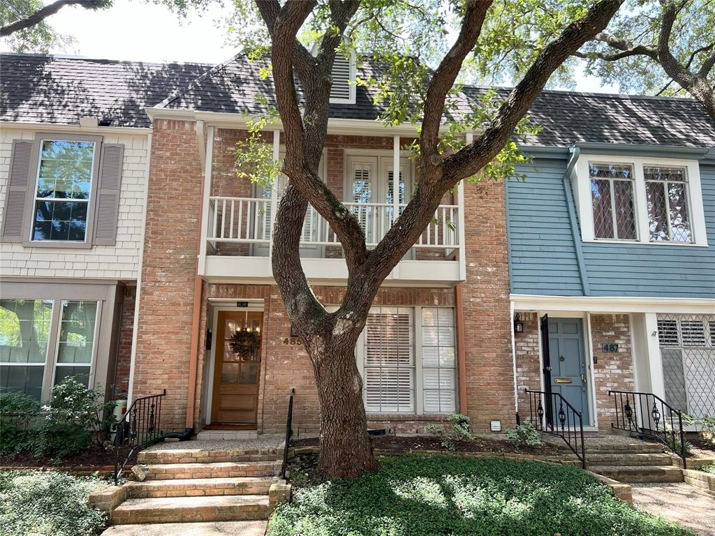 485 N Post Oak Lane - Photo 1