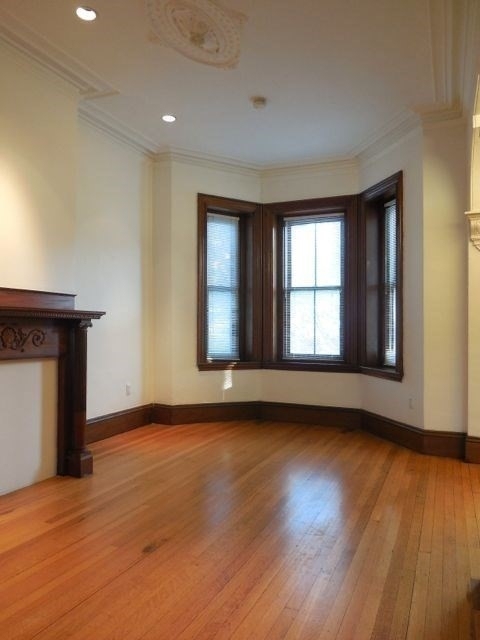 1609 Tremont Street - Photo 4