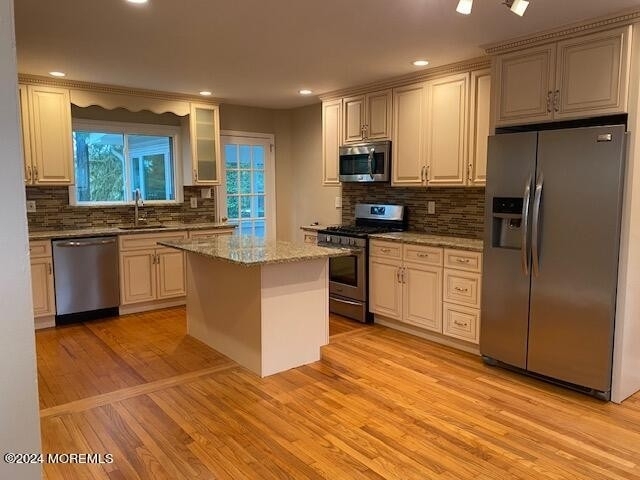 734 Holmdel Road - Photo 15