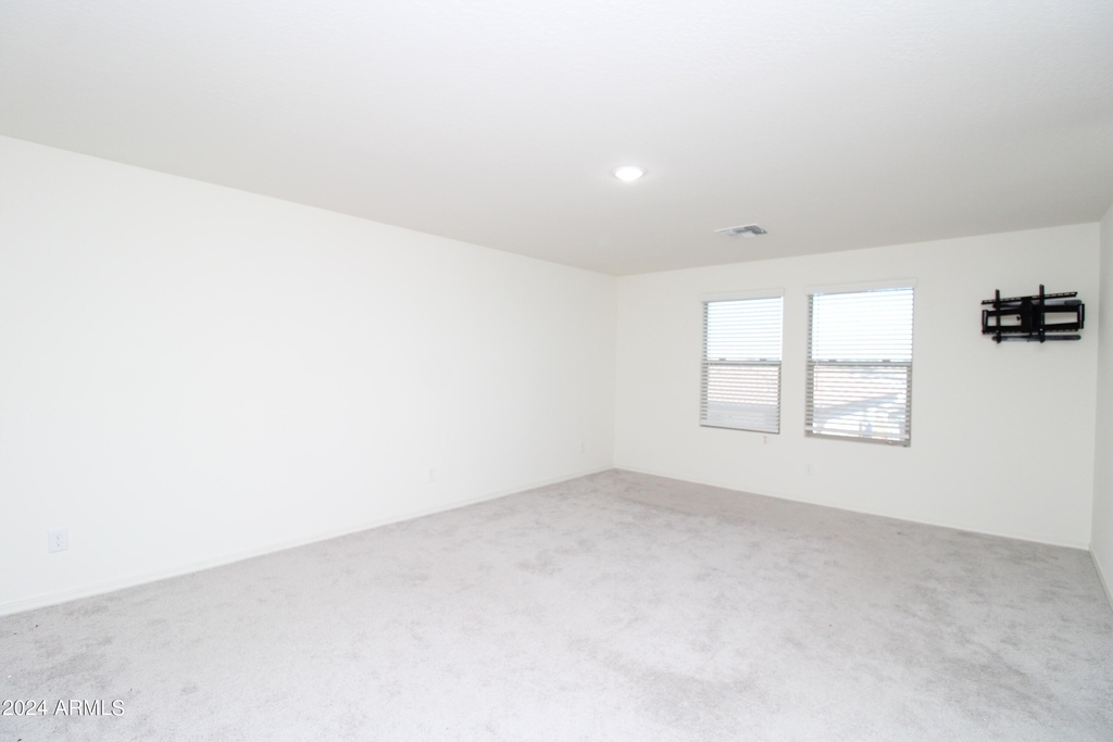 35380 W Santa Clara Avenue - Photo 12