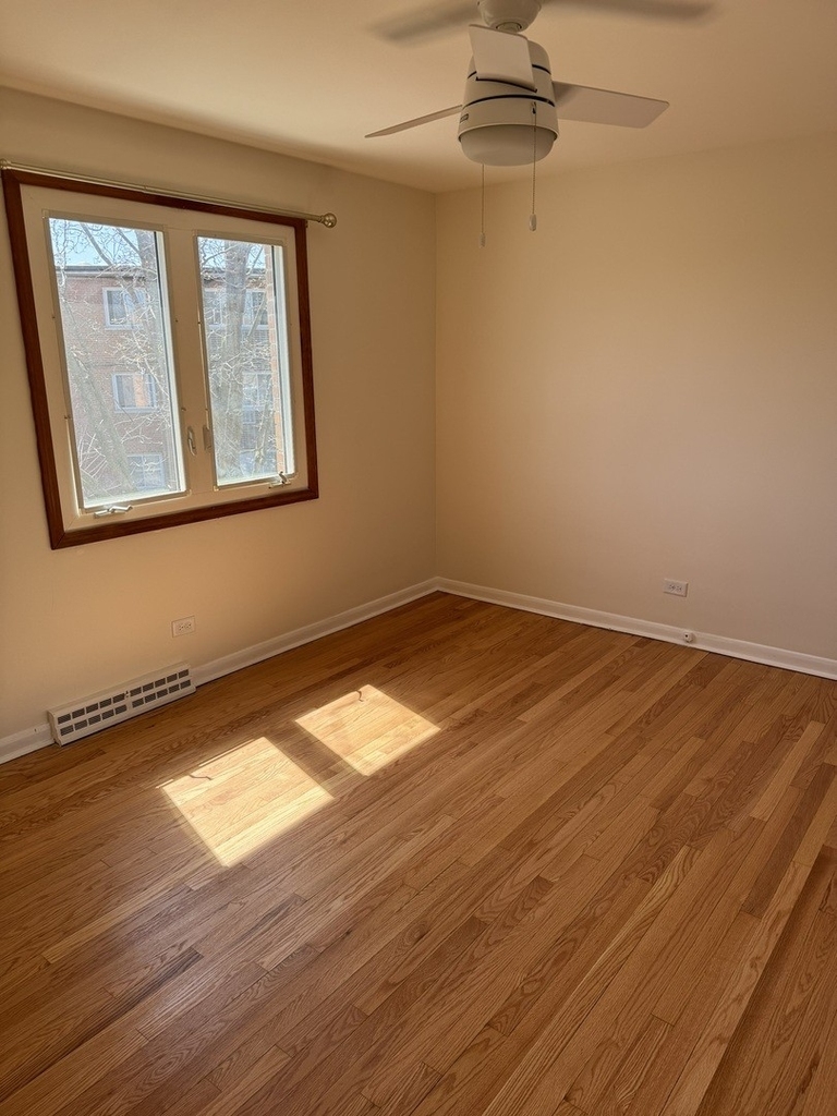 702 N Western Avenue - Photo 9