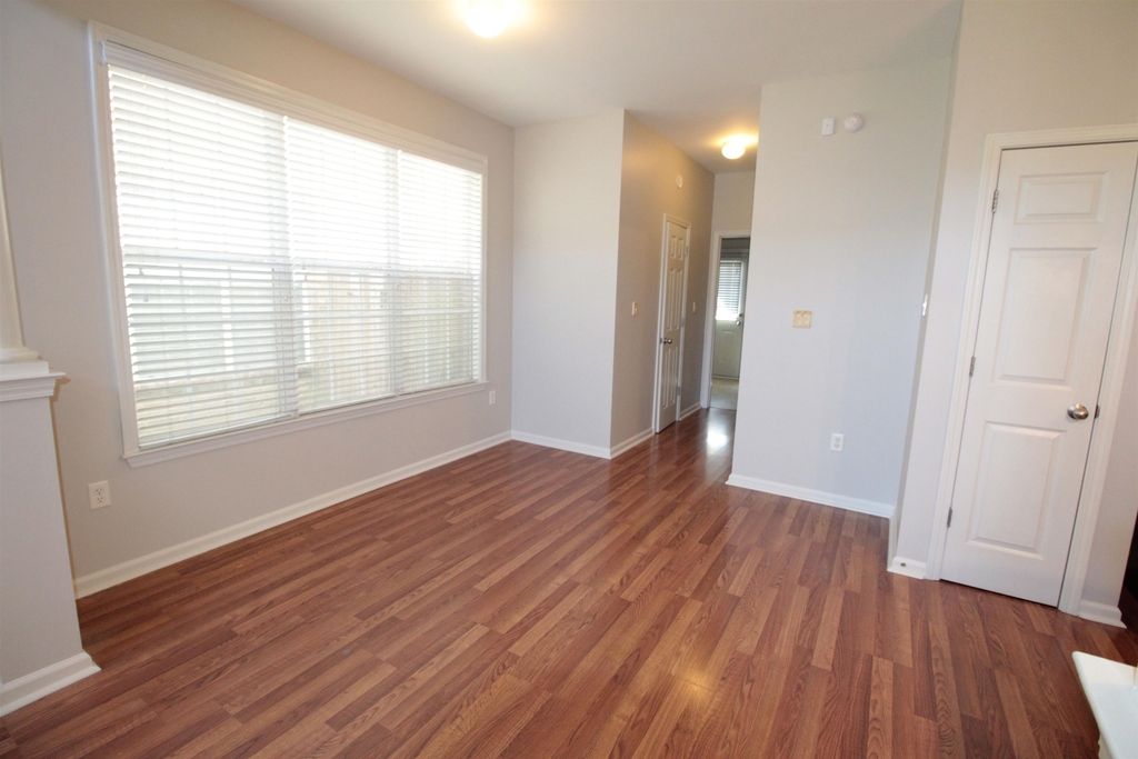 8575 Griffin Park - Photo 5