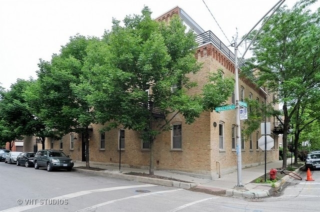 900 N Paulina Street - Photo 0