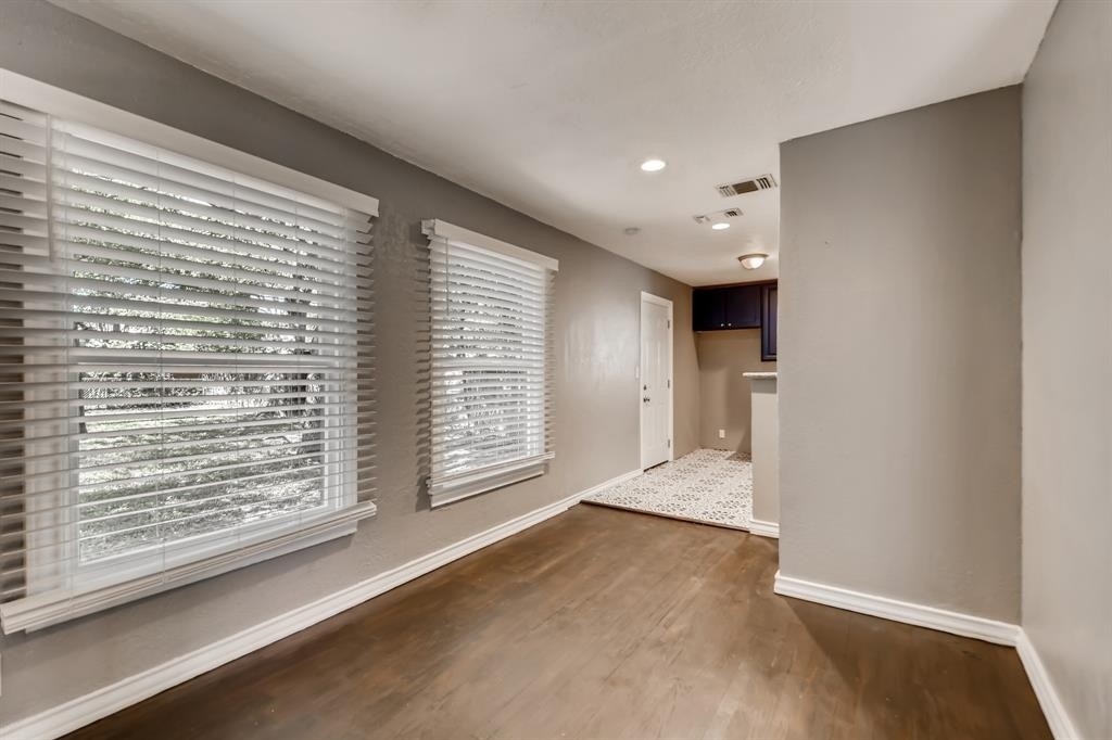 4208 Valentine Street - Photo 13