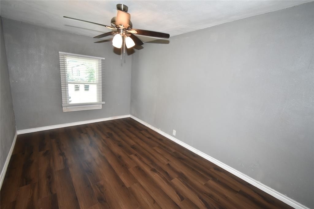 4208 Valentine Street - Photo 32