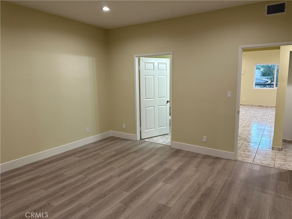 434 E Tujunga Avenue - Photo 6