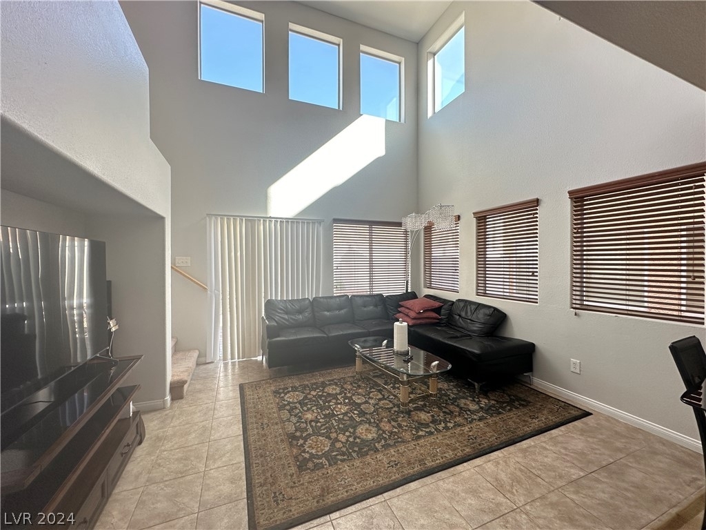 5830 W Agate Avenue - Photo 4