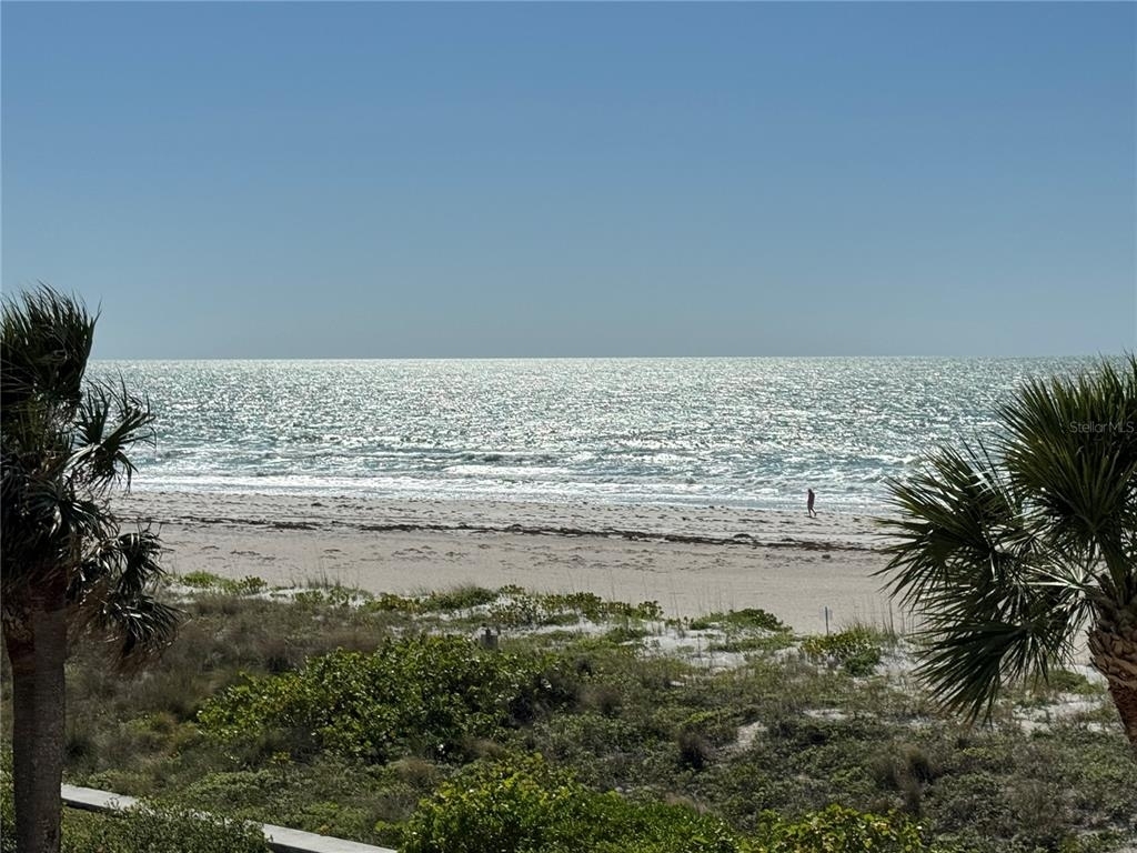 1390 Gulf Boulevard - Photo 2