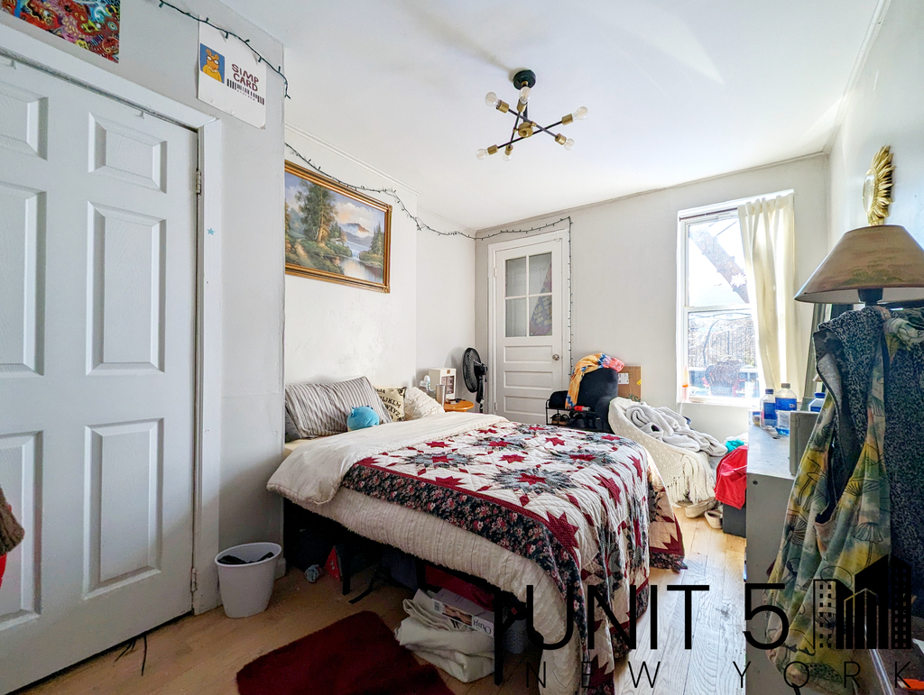 169 Utica Avenue - Photo 8