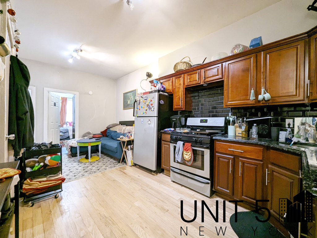 169 Utica Avenue - Photo 1