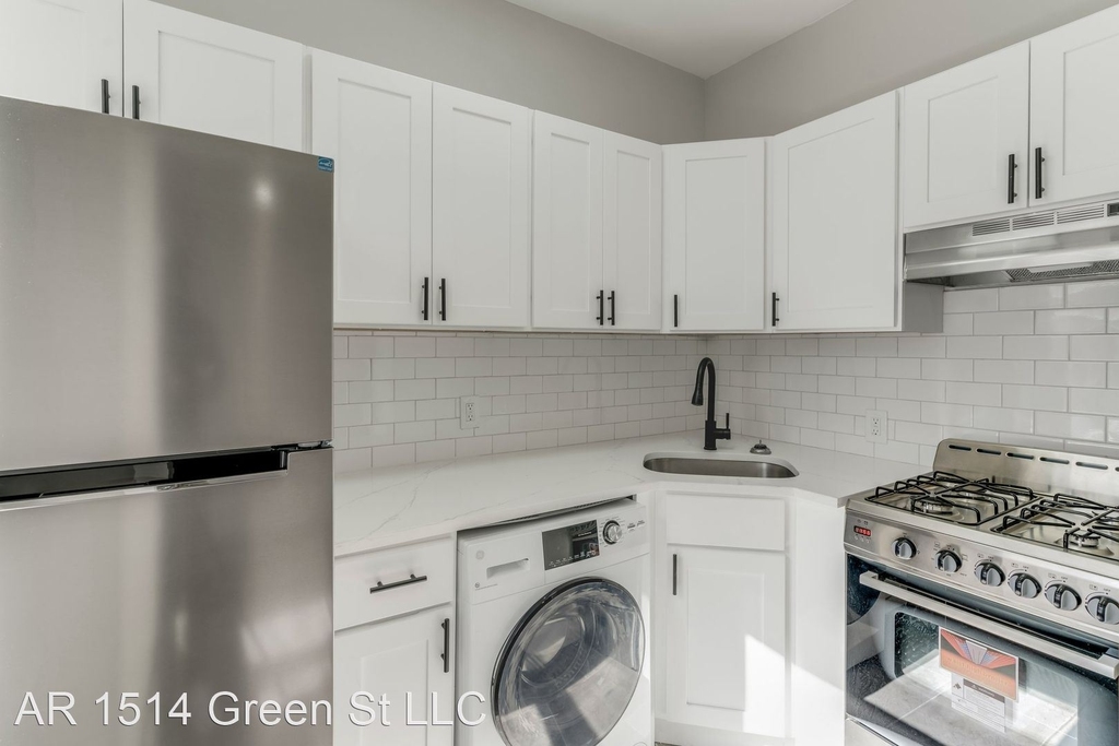 1514 Green Street - Photo 1