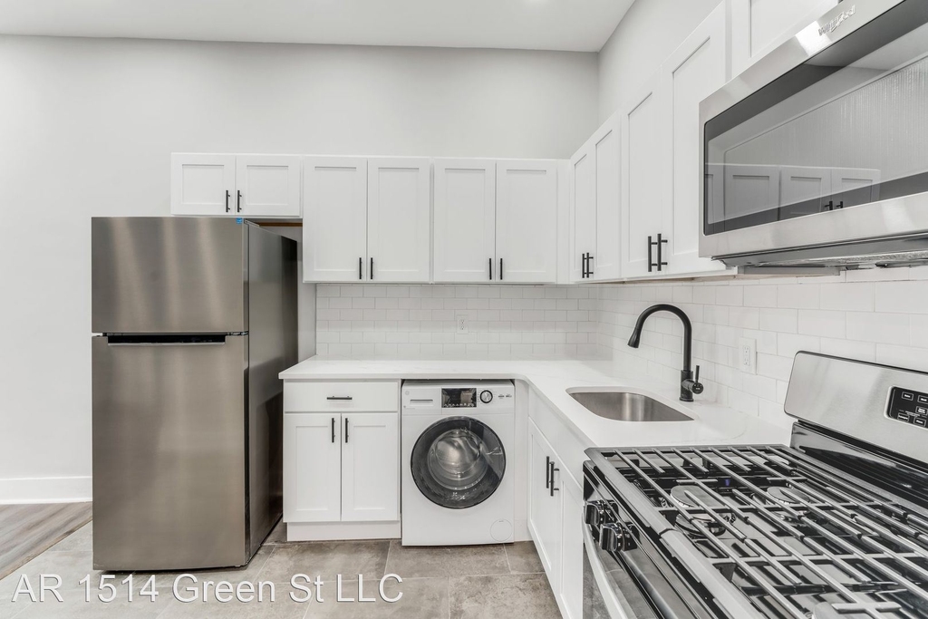 1514 Green Street - Photo 1