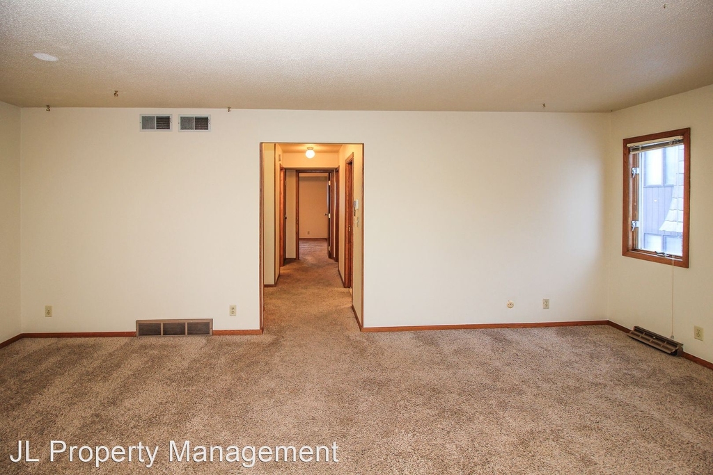 2312 S Cliff Ave - Photo 5