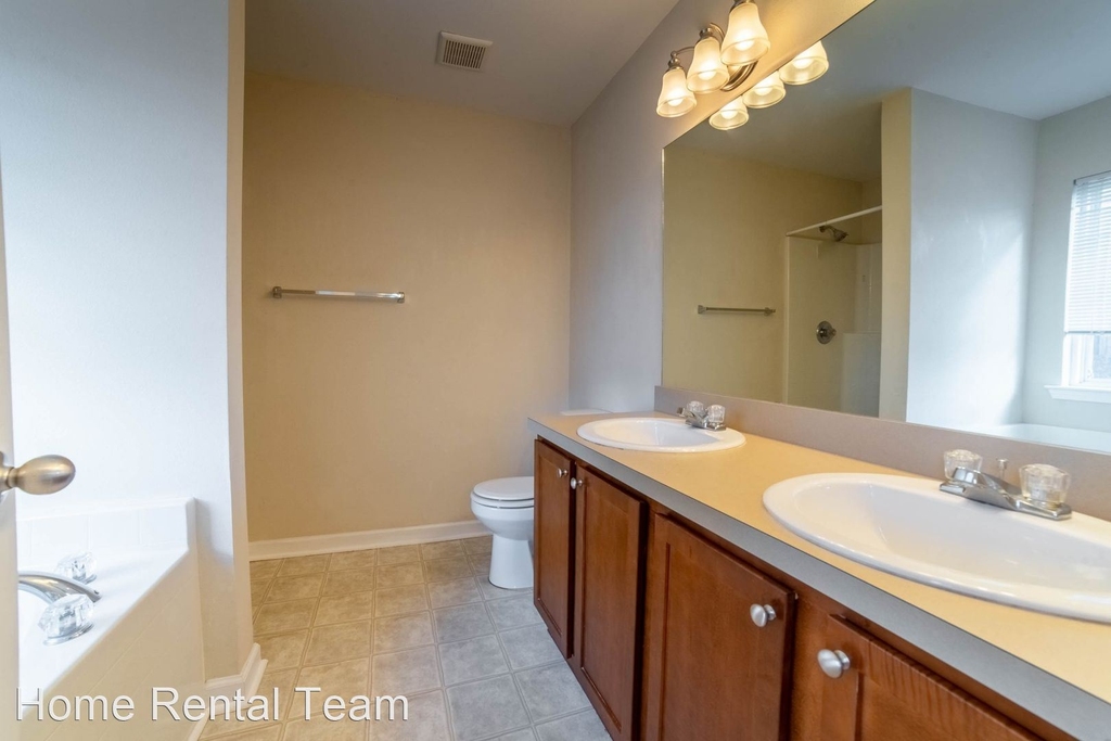 37 Twin Oaks Place - Photo 27