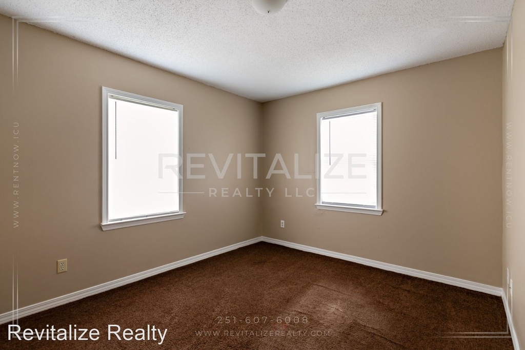 352 10th Ave - Photo 20