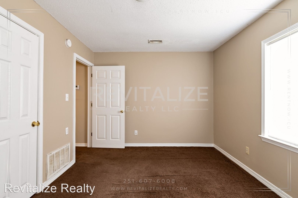 352 10th Ave - Photo 18