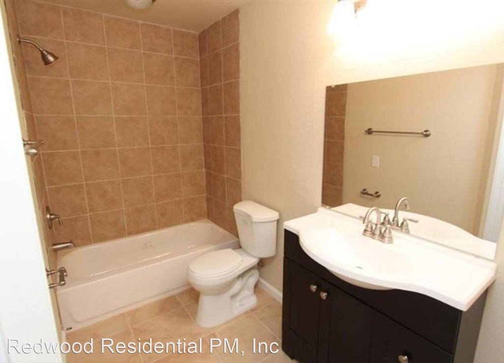 920 Kingwood Street - Photo 11