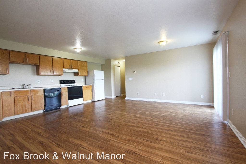 4000 N Walnut St - Photo 11