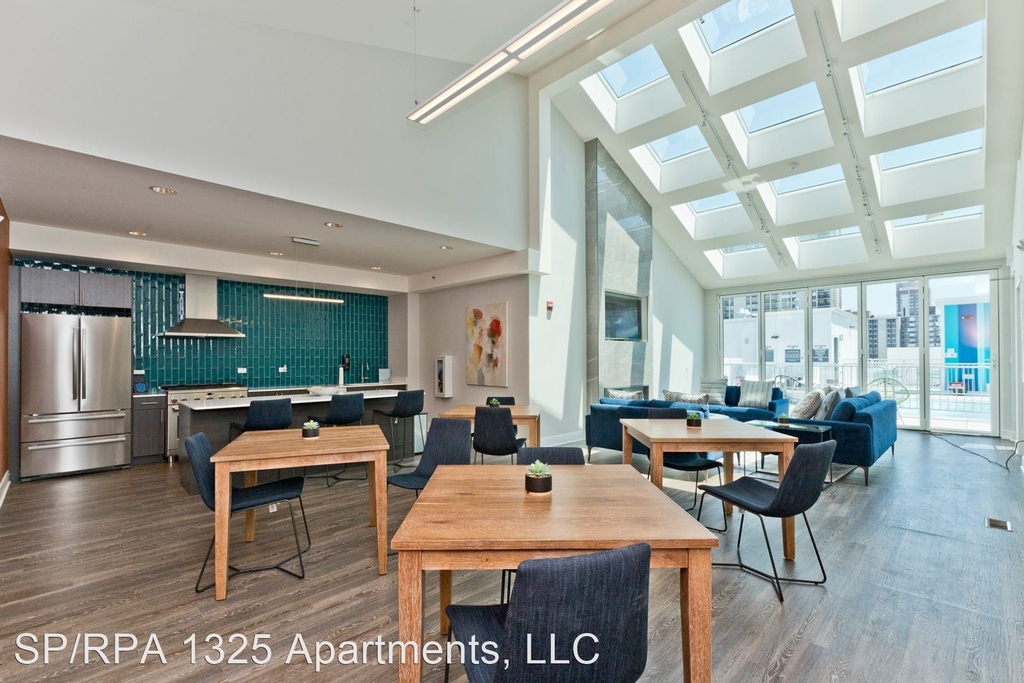 1325 N Wells St - Photo 4