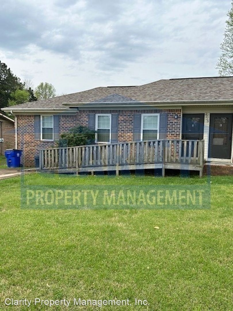 2715 Villa Dr. Nw Apt A - Photo 0