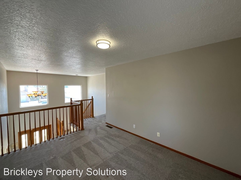 10331 Dunbar St Nw - Photo 6