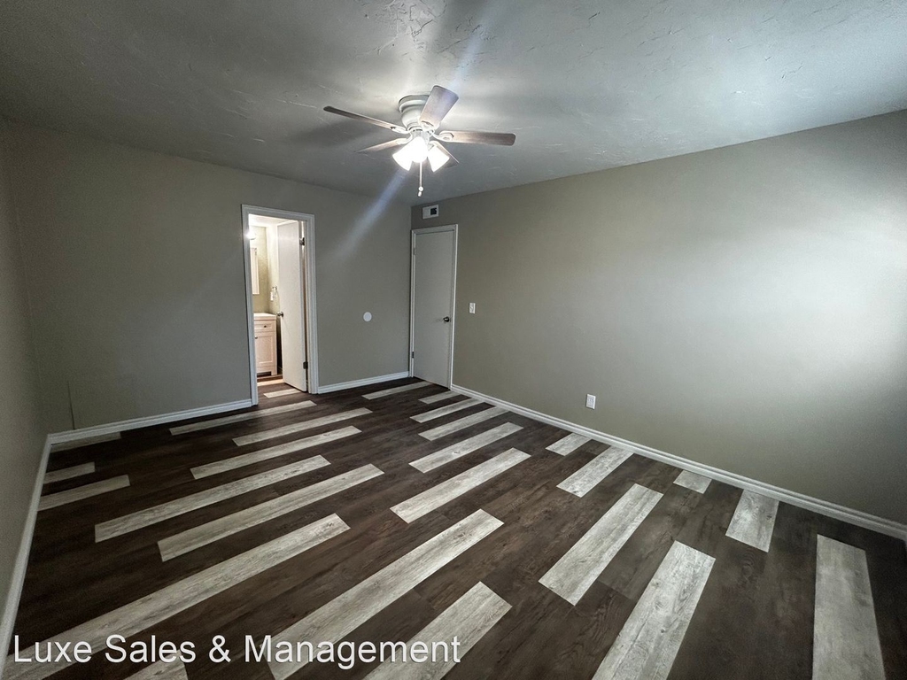 6036 Nw Expressway Unit C - Photo 19