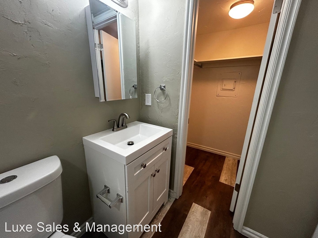 6036 Nw Expressway Unit C - Photo 24