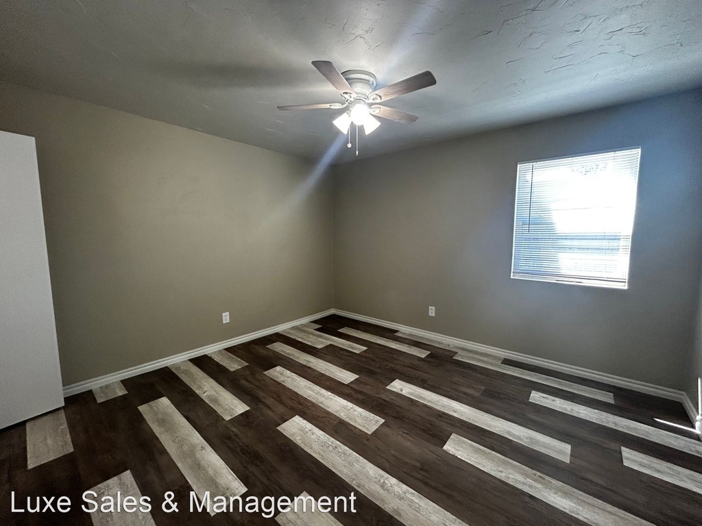 6036 Nw Expressway Unit C - Photo 9