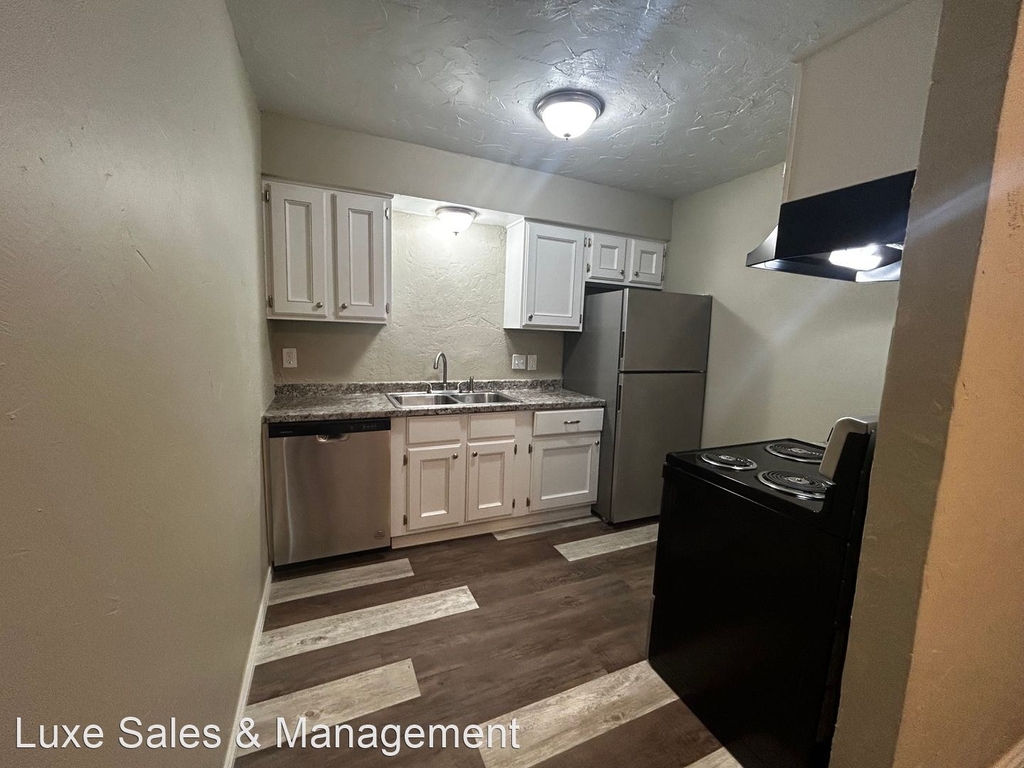 6036 Nw Expressway Unit C - Photo 6