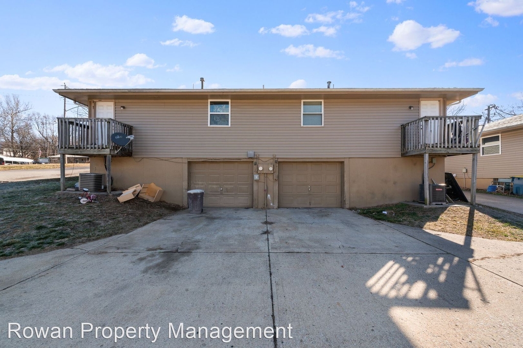 202 S. Sugar Creek Blvd. - Photo 10