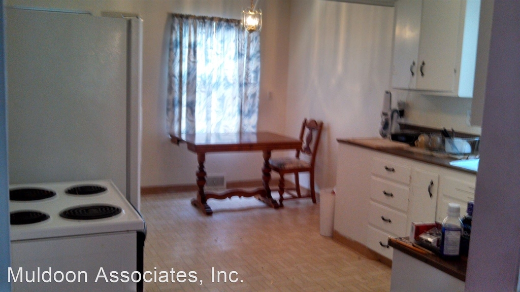 2913 Beacon St - Photo 3