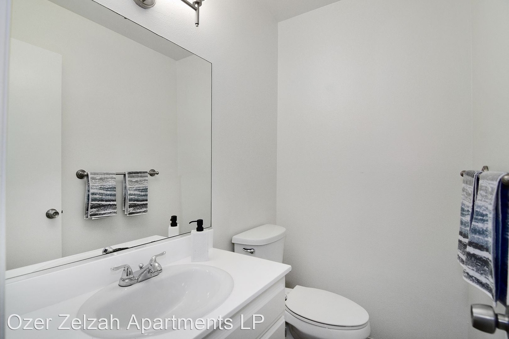 5417 & 5425 Zelzah Avenue - Photo 10