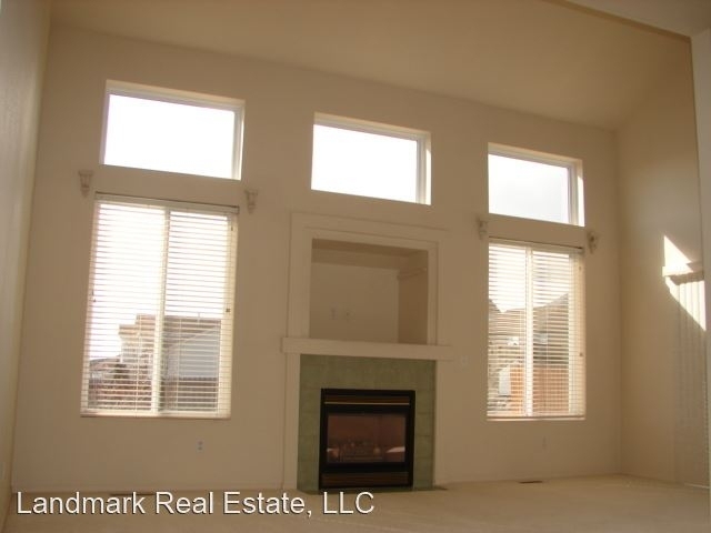 1095 Scarlet Oak Drive - Photo 3