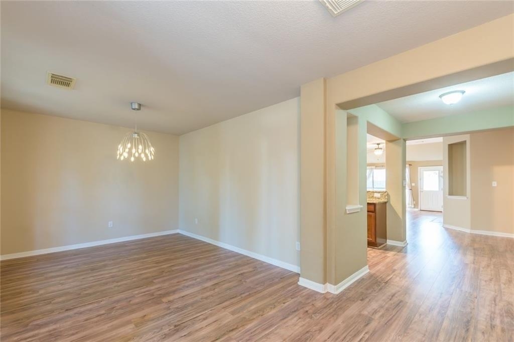 5101 Bluestar Dr - Photo 2