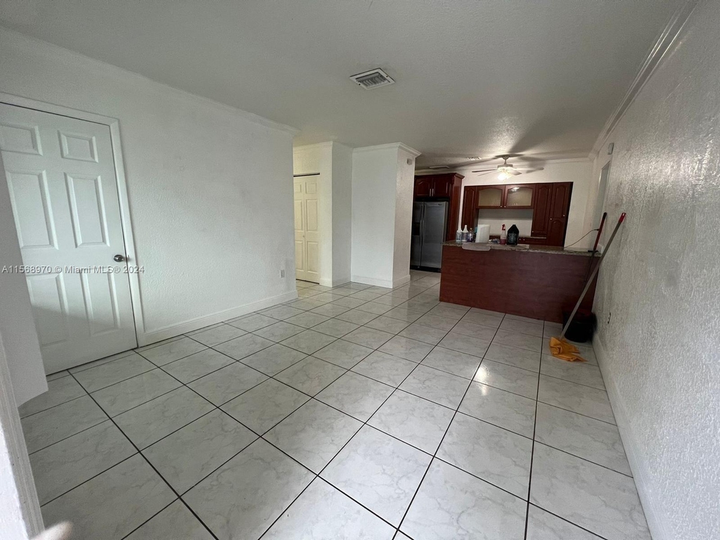 3600 Nw 175th St - Photo 1