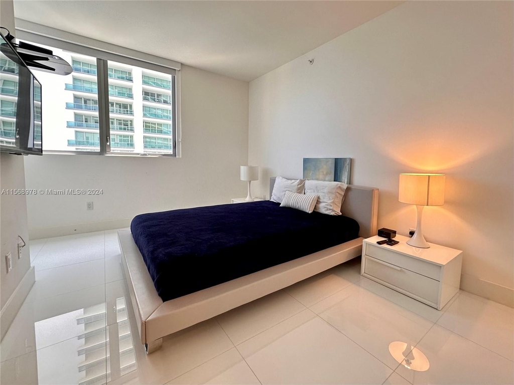 1300 Brickell Bay Dr - Photo 10