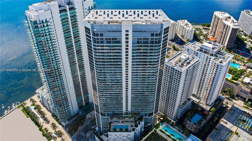 1300 Brickell Bay Dr - Photo 25