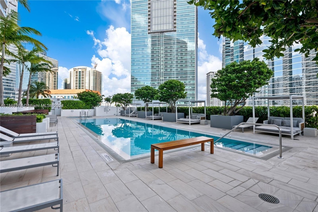 1300 Brickell Bay Dr - Photo 30