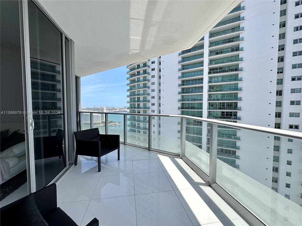 1300 Brickell Bay Dr - Photo 21