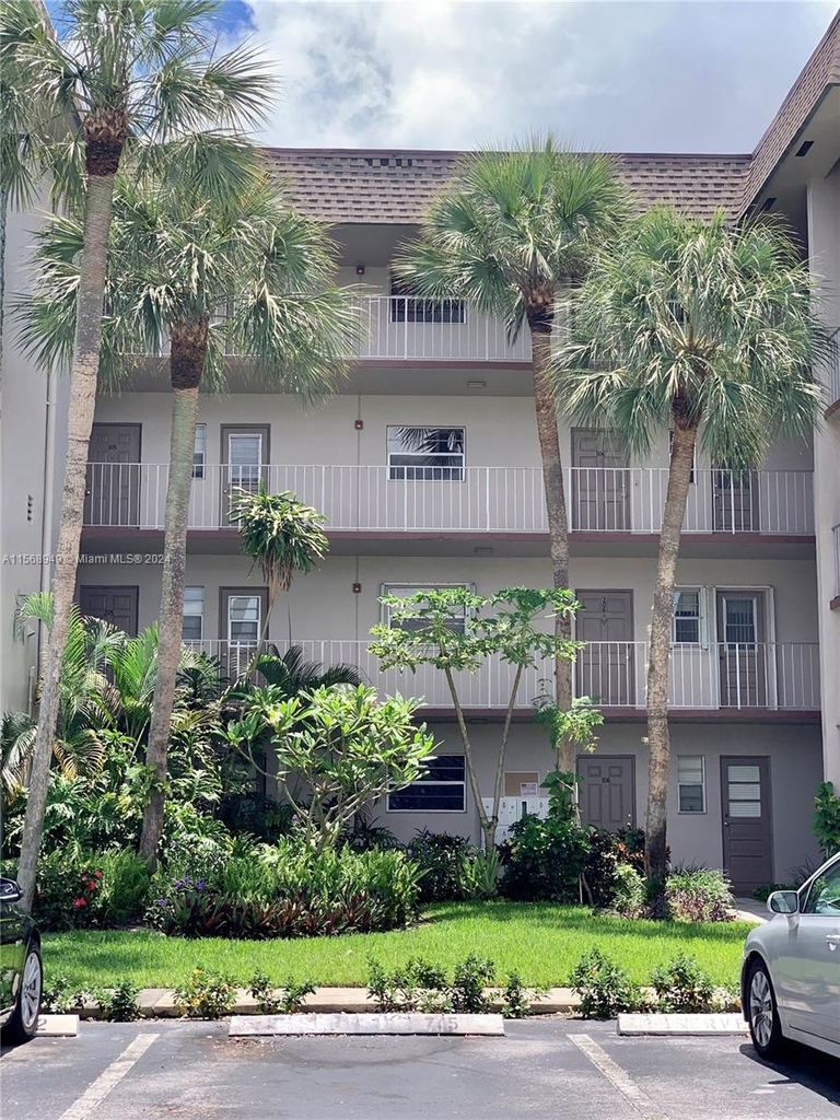 2500 Sw 81st Ave - Photo 12