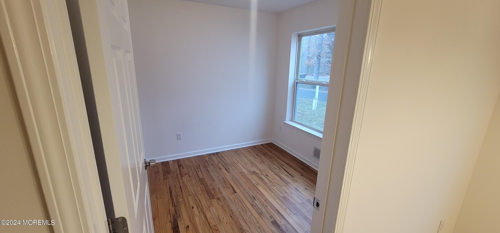 417 Wheaton Avenue - Photo 8