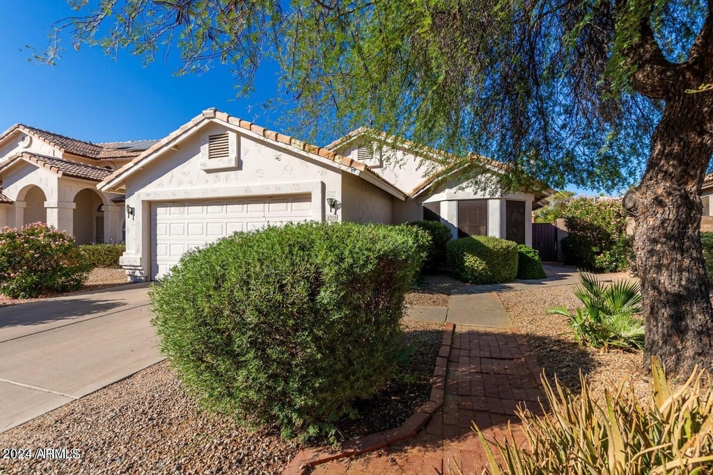 4326 E Rosemonte Drive - Photo 8