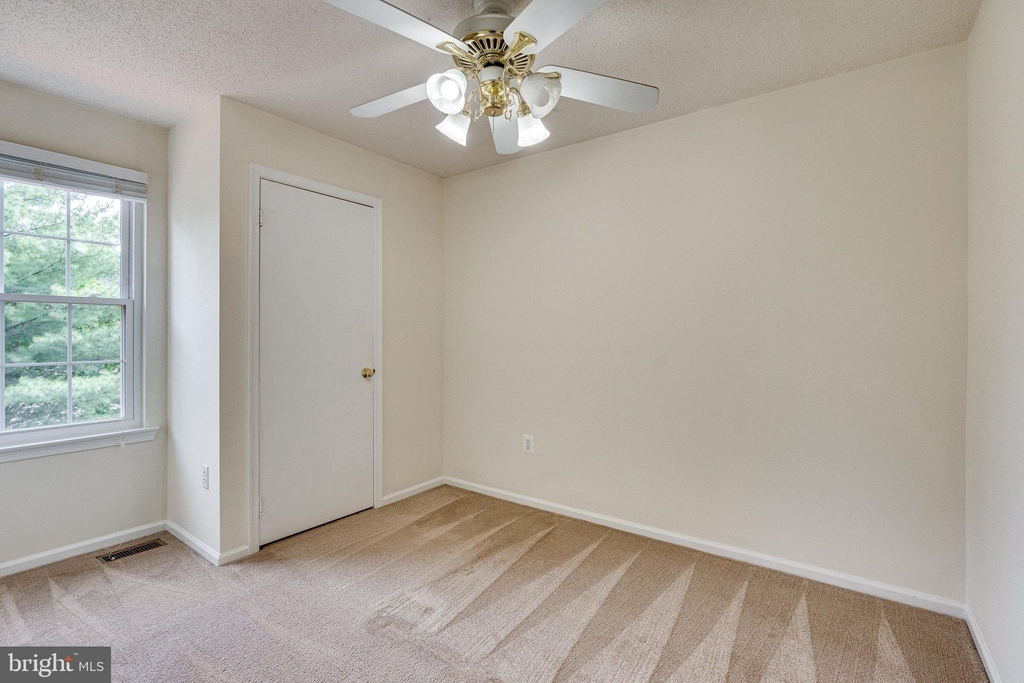 6211 William Mosby Drive - Photo 33