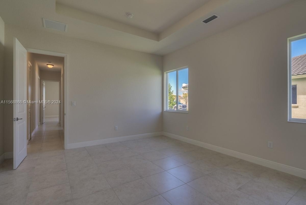 9325 Sw 173rd Ter - Photo 15