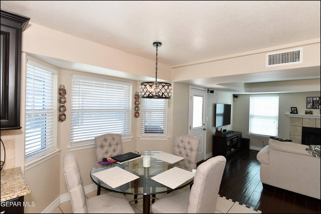 5060 Silver Sands Avenue - Photo 8